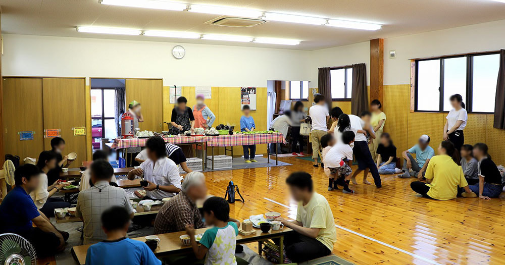 子ども食堂 ココカラ 支援事業